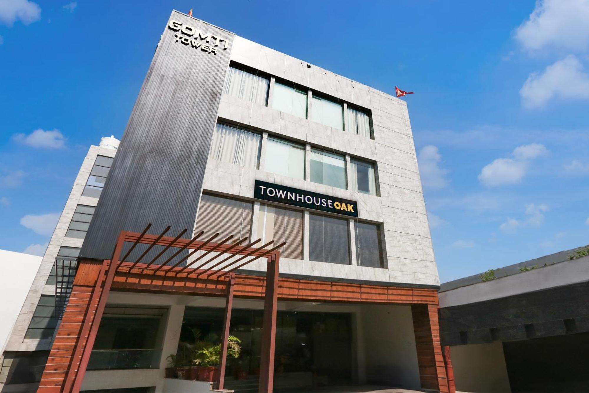Palette Calista Premium Resort Samalkha Exterior foto